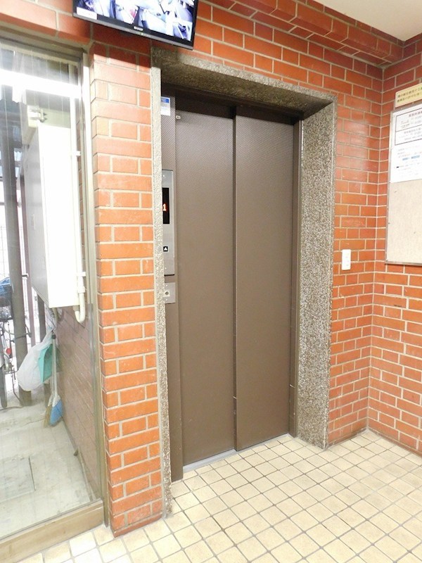 三萩野第10マンション 共用部写真（ロビー）