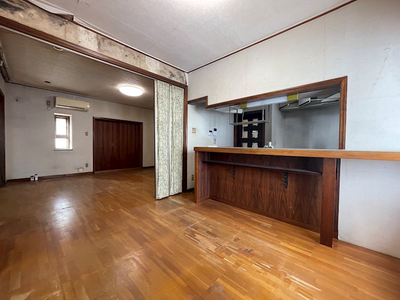 菅原三丁目戸建 内観写真（リビング）