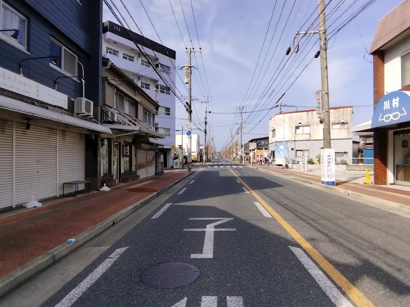 福岡県遠賀郡芦屋町正門町6-3 現地写真（前面道路含む現地写真）