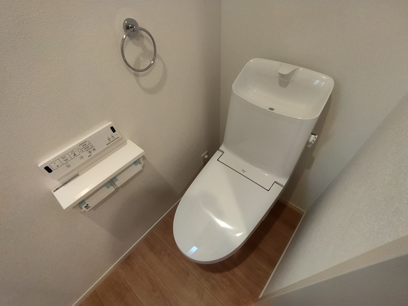 東山田一丁目新築戸建 内観写真（トイレ）
