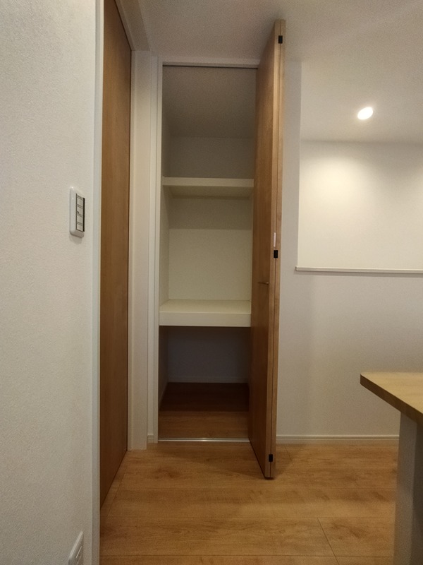 東山田一丁目新築戸建 内観写真（収納）