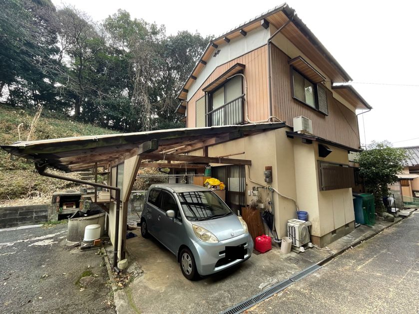 上の原二丁目戸建 現地写真（駐車場）