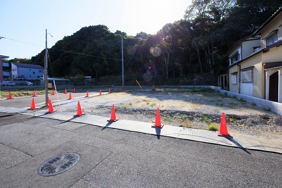割子川二丁目新築戸建4号地  現地写真（前面道路含む現地写真）