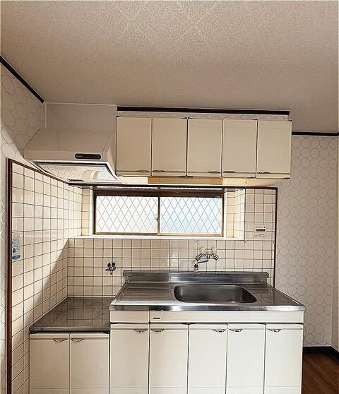 下吉田三丁目戸建 内観写真（キッチン）