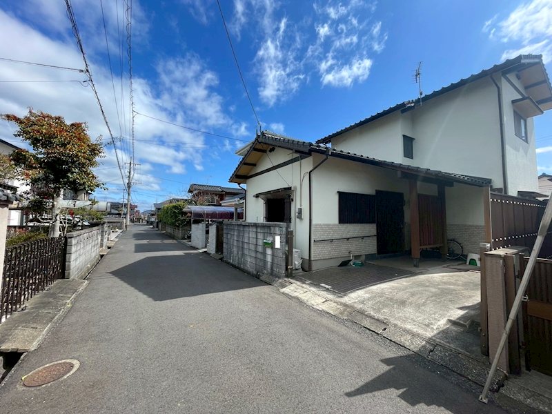 下貫三丁目戸建 現地写真（前面道路含む現地写真）
