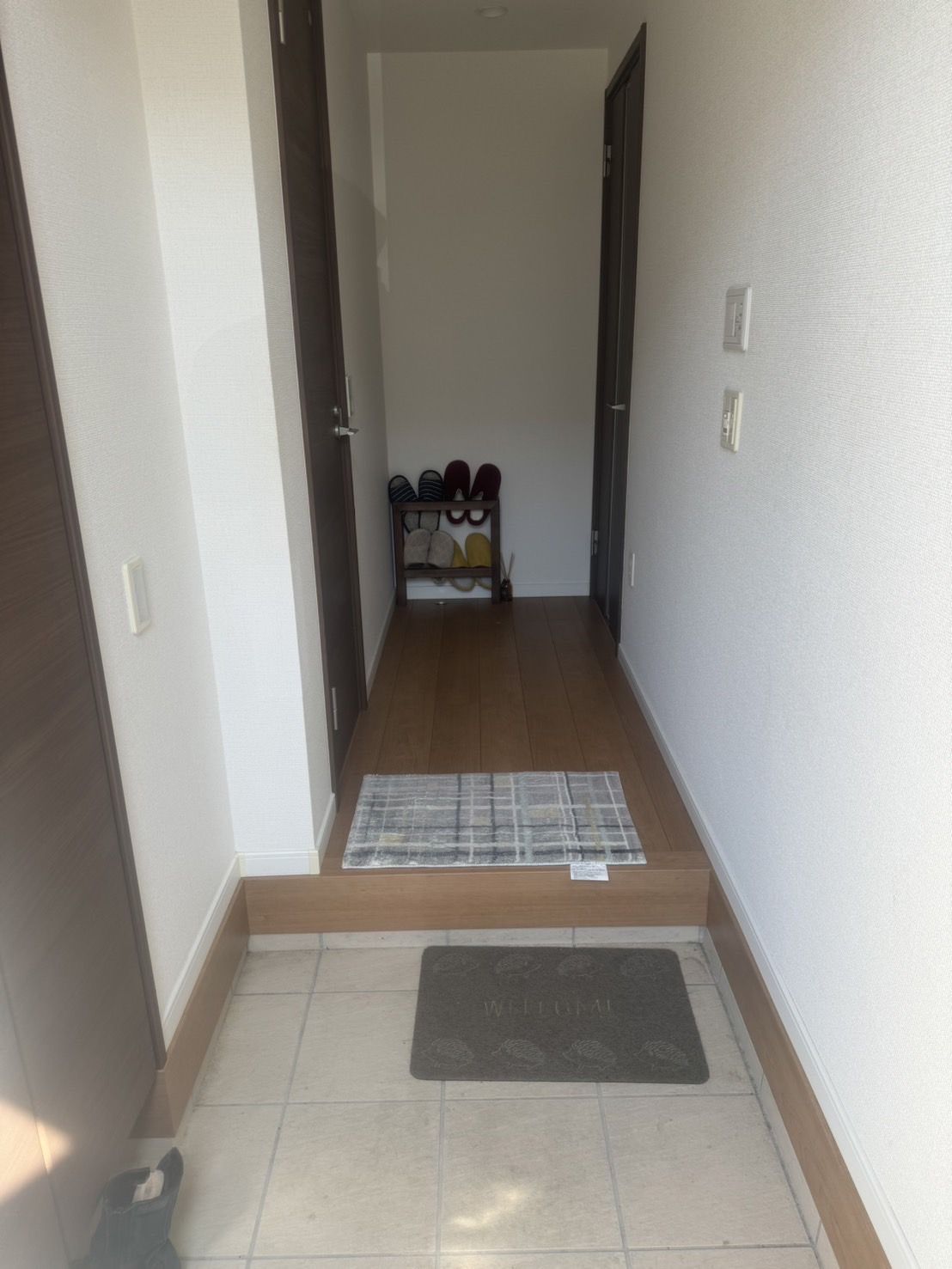 黒原三丁目戸建 現地写真（玄関）