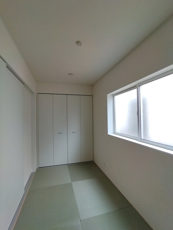 二島五丁目新築戸建3号棟　第5  内観写真（リビング以外の居室）