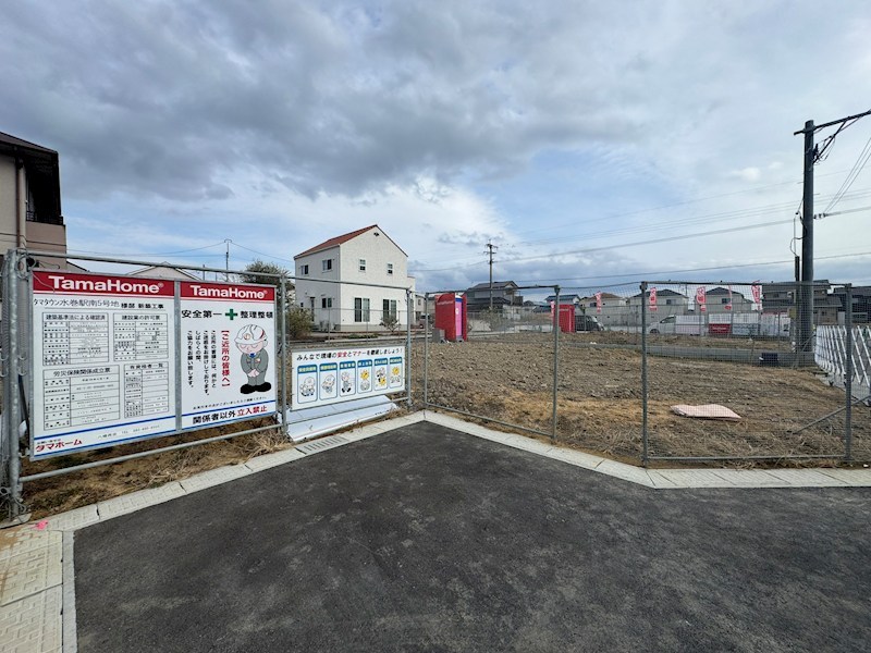 吉田西二丁目新築戸建5号地 現地写真（前面道路含む現地写真）