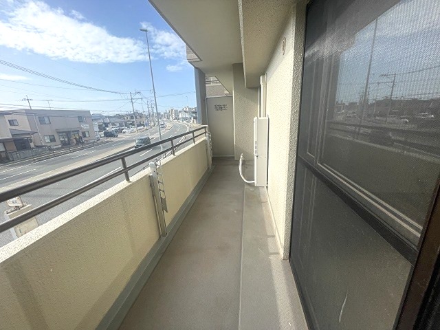 アムール和白駅 現地写真（バルコニー）