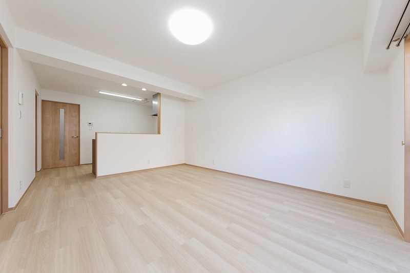 サングレイス高峰 内観写真（リビング）