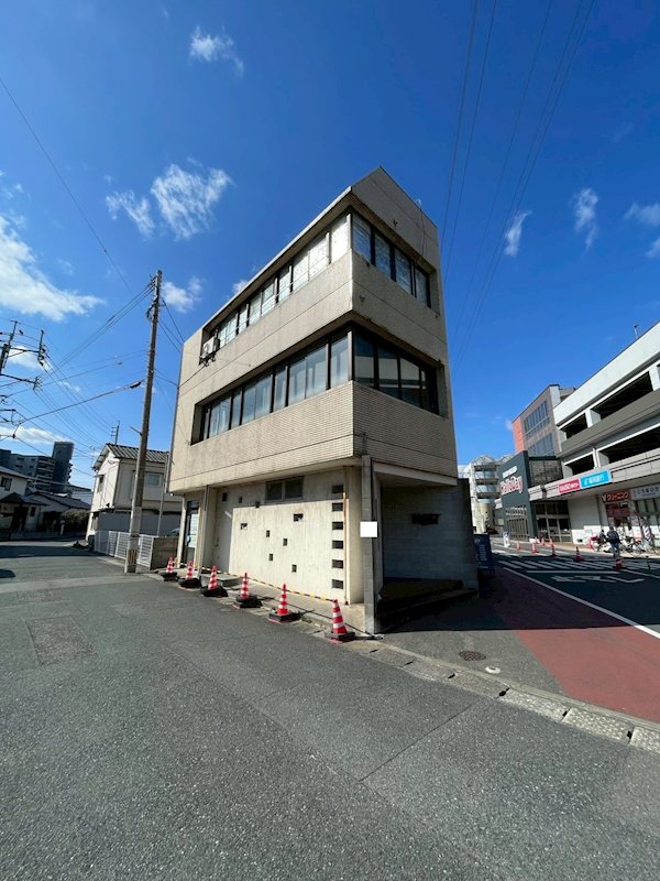 前間ビル 同仕様写真（外観）