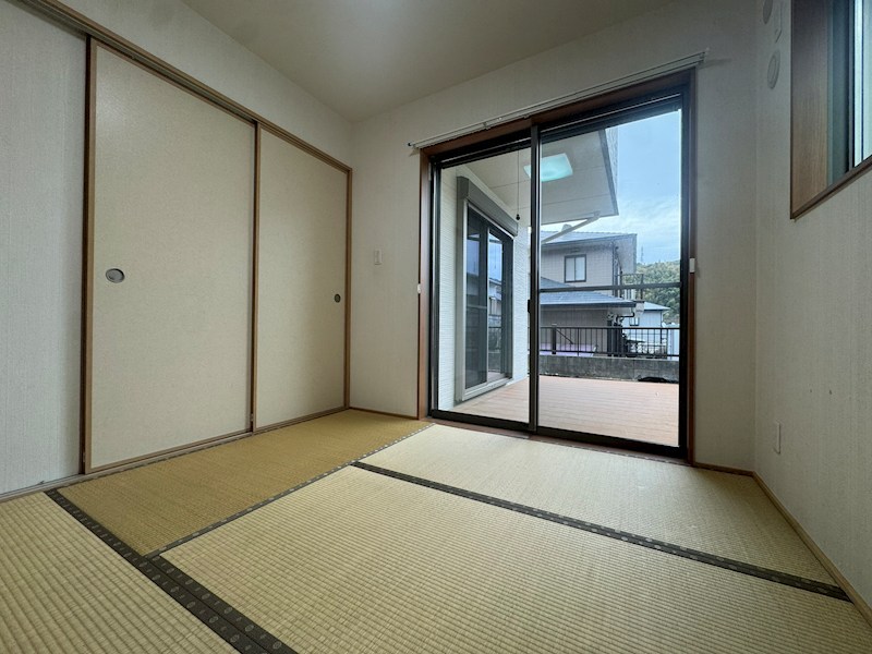 小嶺台三丁目戸建 内観写真（リビング以外の居室）