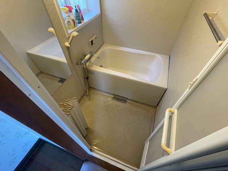 永黒一丁目8番戸建 内観写真（浴室）