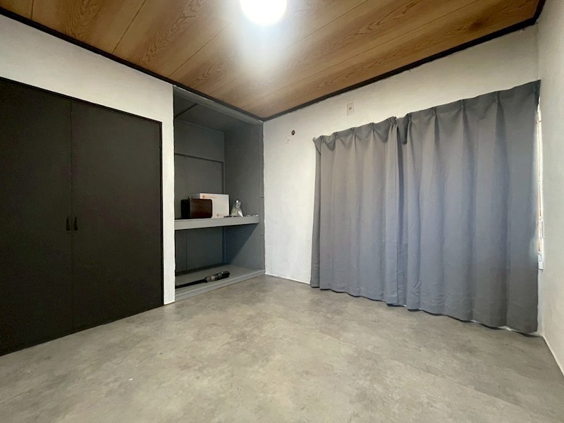 永黒一丁目8番戸建 内観写真（リビング以外の居室）