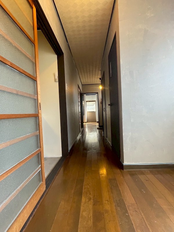 永黒一丁目8番戸建 内観写真（リビング以外の居室）