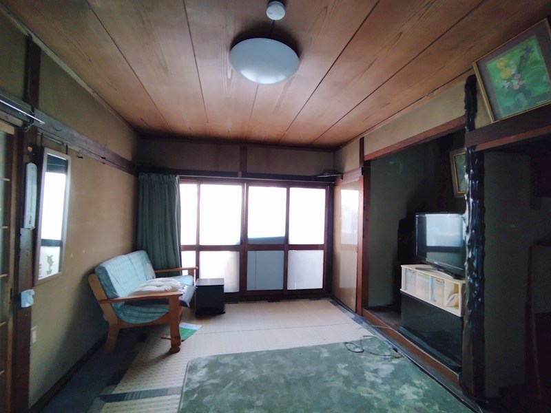 大字山部402番戸建 内観写真（リビング以外の居室）
