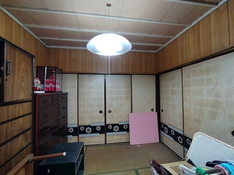 大字山部402番戸建 内観写真（リビング以外の居室）