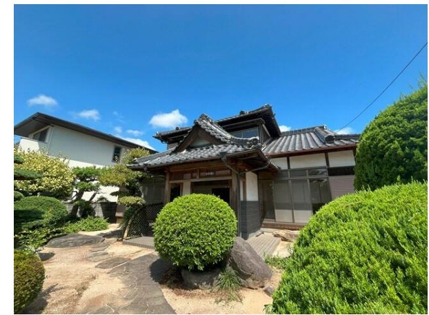 尾倉三丁目戸建 現地写真（庭）