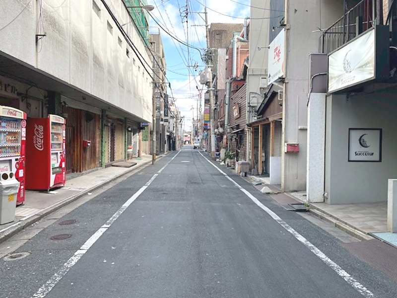 黒崎ナイトビル 現地写真（前面道路含む現地写真）