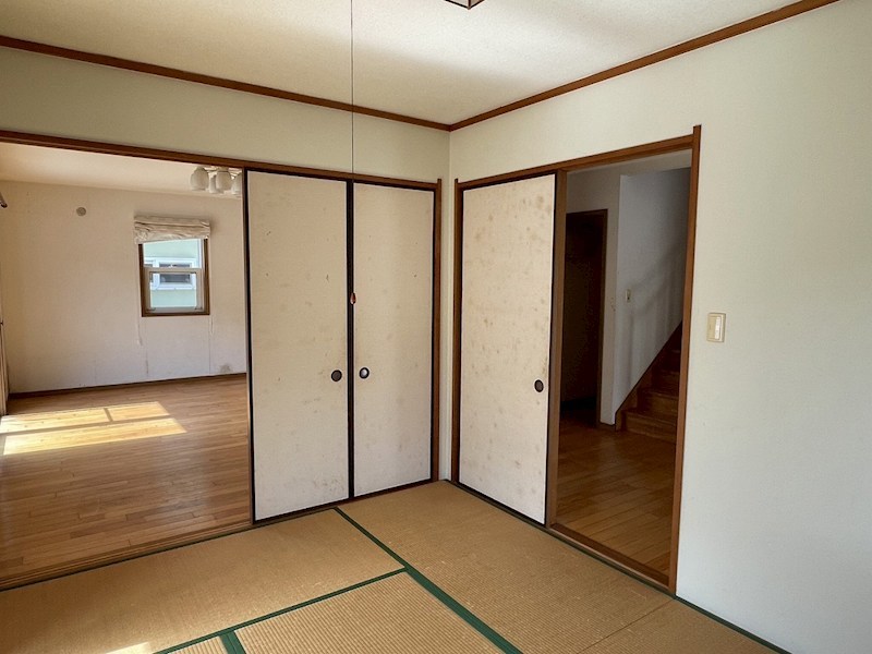 天神町4番戸建 内観写真（リビング以外の居室）