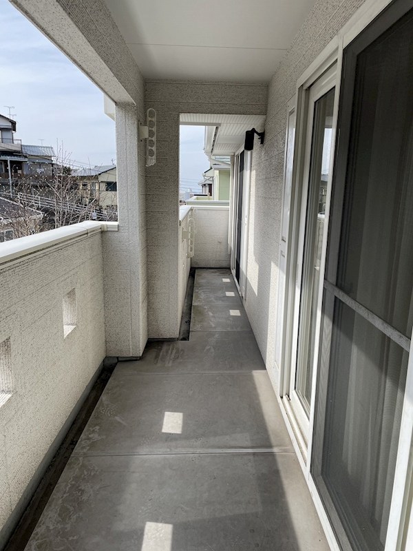 天神町4番戸建 現地写真（バルコニー）