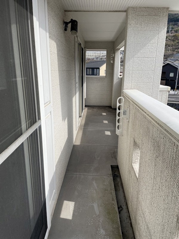 天神町4番戸建 現地写真（バルコニー）