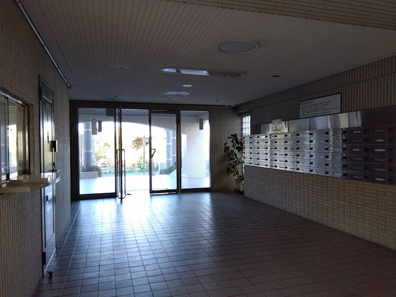 和布刈スカイマンションⅡ番館 共用部写真（エントランス）