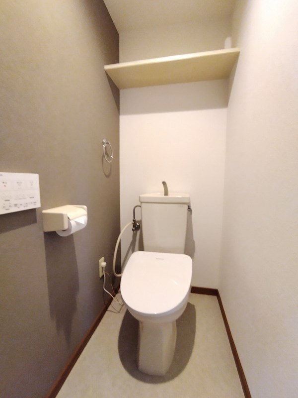 和布刈スカイマンションⅡ番館 内観写真（トイレ）