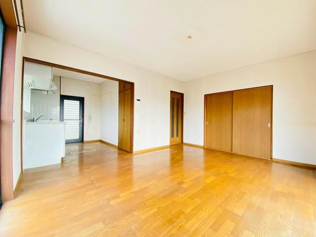 大蔵一丁目戸建 内観写真（リビング）