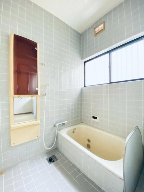 大蔵一丁目戸建 内観写真（浴室）