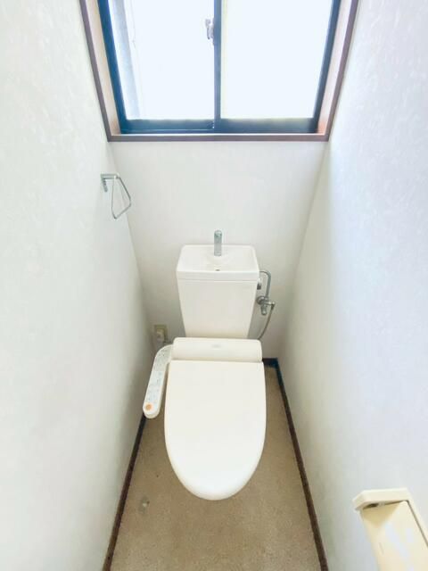 大蔵一丁目戸建 内観写真（トイレ）