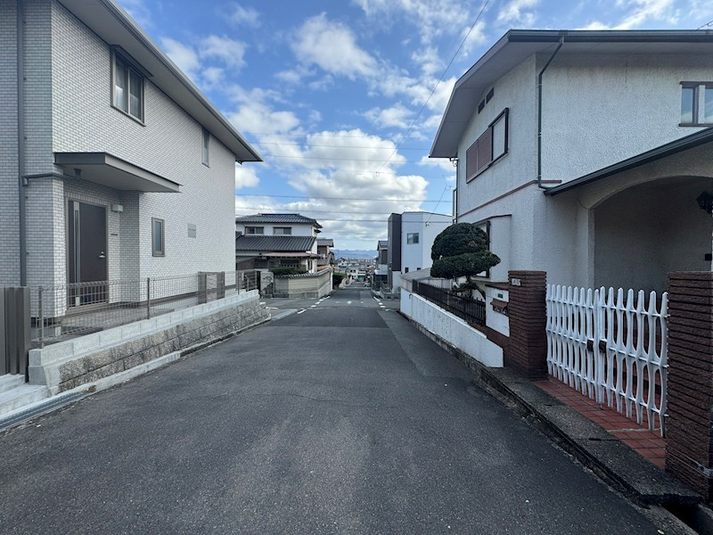 光貞台二丁目戸建 現地写真（前面道路含む現地写真）