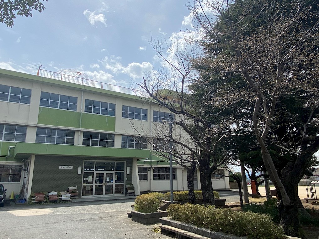下畑町新築戸建1号地 小学校