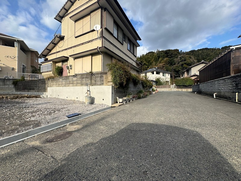 東二島五丁目新築戸建1号棟　2期 現地写真（前面道路含む現地写真）