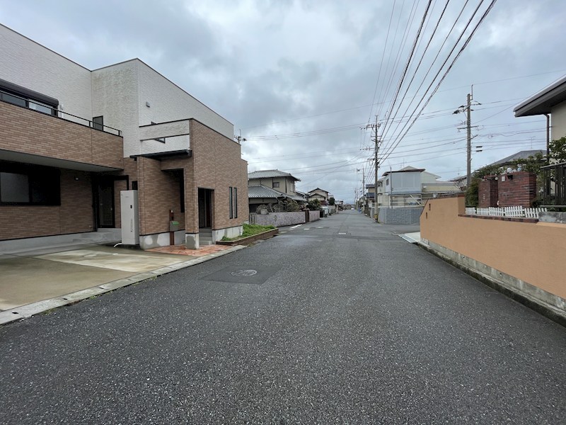 日吉台二丁目戸建 現地写真（前面道路含む現地写真）