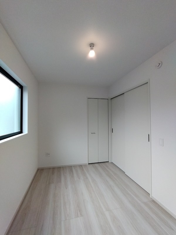 中原西三丁目新築戸建2号棟　1期 内観写真（リビング以外の居室）