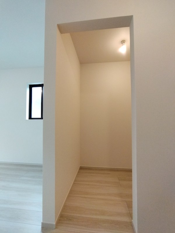 中原西三丁目新築戸建2号棟　1期 内観写真（リビング以外の居室）