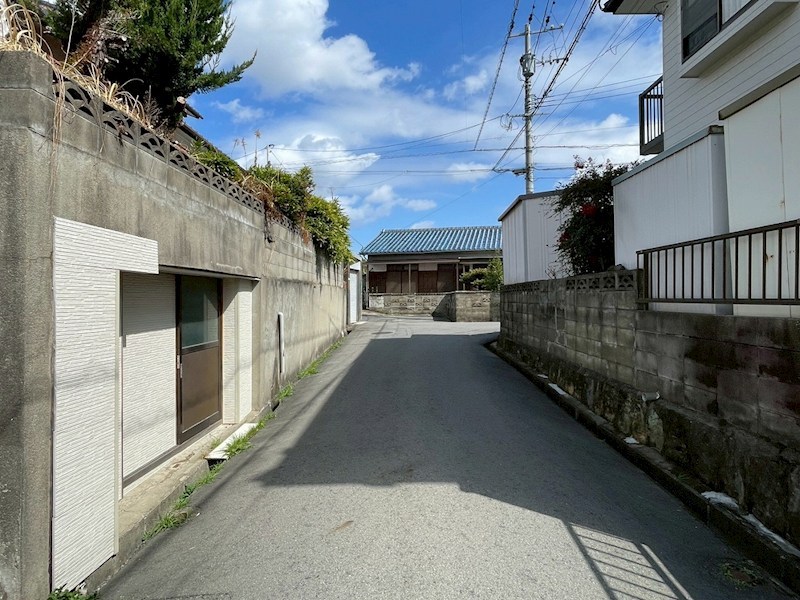 下上津役三丁目土地 現地写真（前面道路含む現地写真）