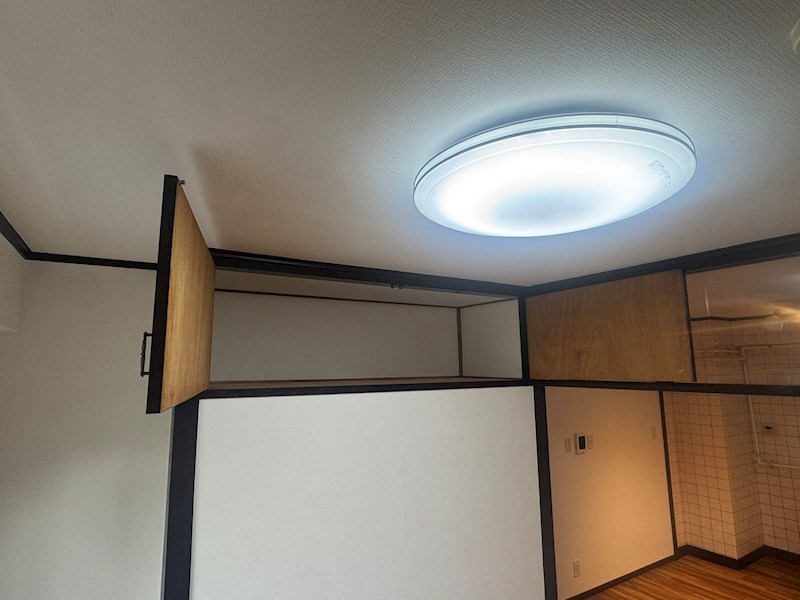 ビバライフ鷹の巣 内観写真（収納）