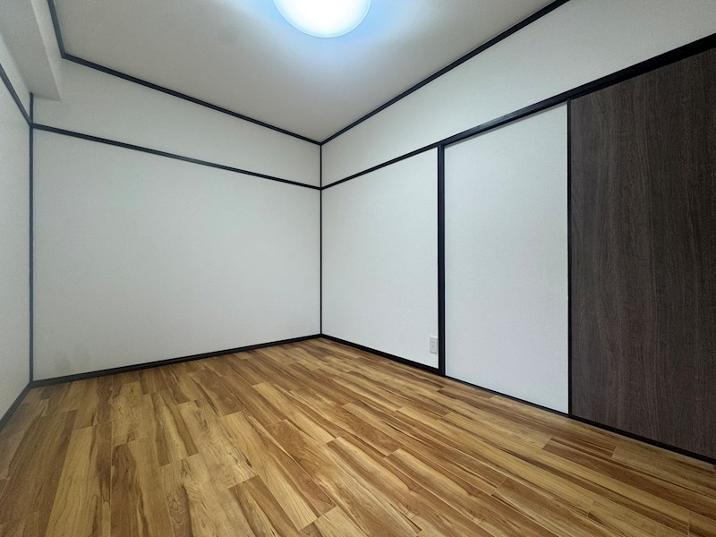 ビバライフ鷹の巣 内観写真（リビング以外の居室）
