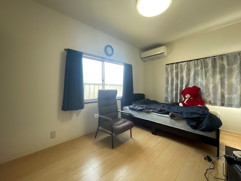 朽網西一丁目戸建 内観写真（リビング以外の居室）