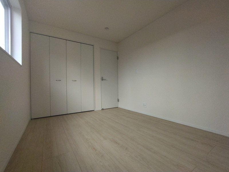 楠橋南一丁目新築戸建1号棟　第2 内観写真（リビング以外の居室）