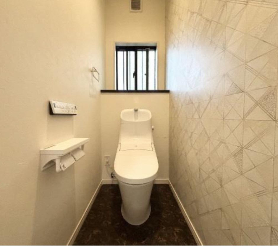 東月隈一丁目戸建 内観写真（トイレ）