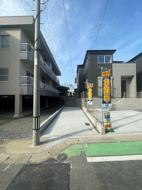長住五丁目新築戸建2号棟　第八 現地写真（駐車場）
