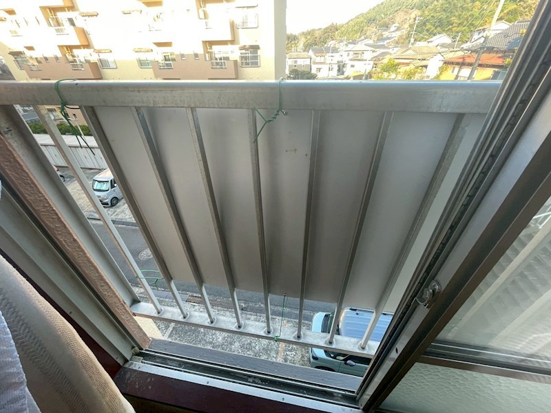勝山北団地2号棟 現地写真（バルコニー）