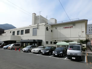 勝山北団地2号棟 役所