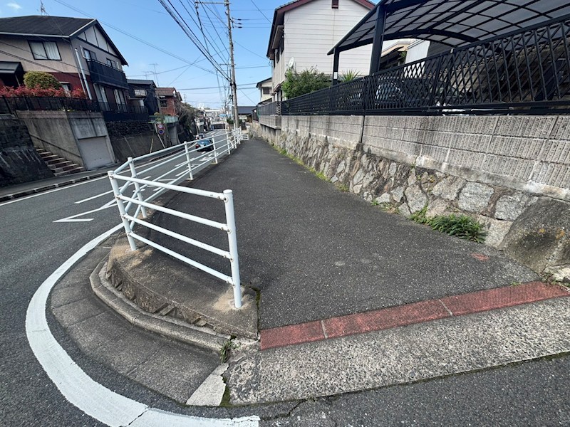 清水五丁目土地 現地写真（前面道路含む現地写真）