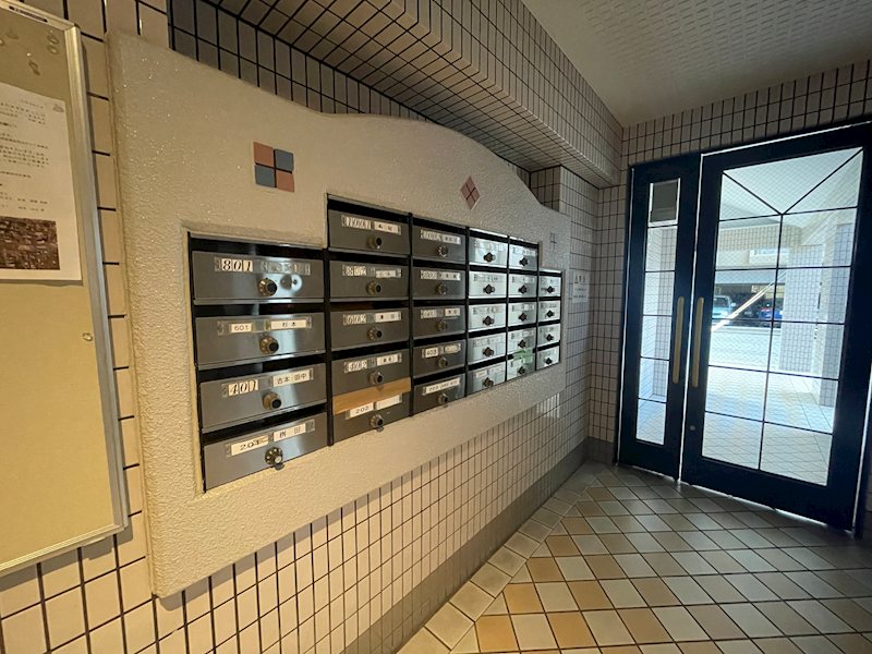 エクレール門司港東 共用部写真（エントランス）