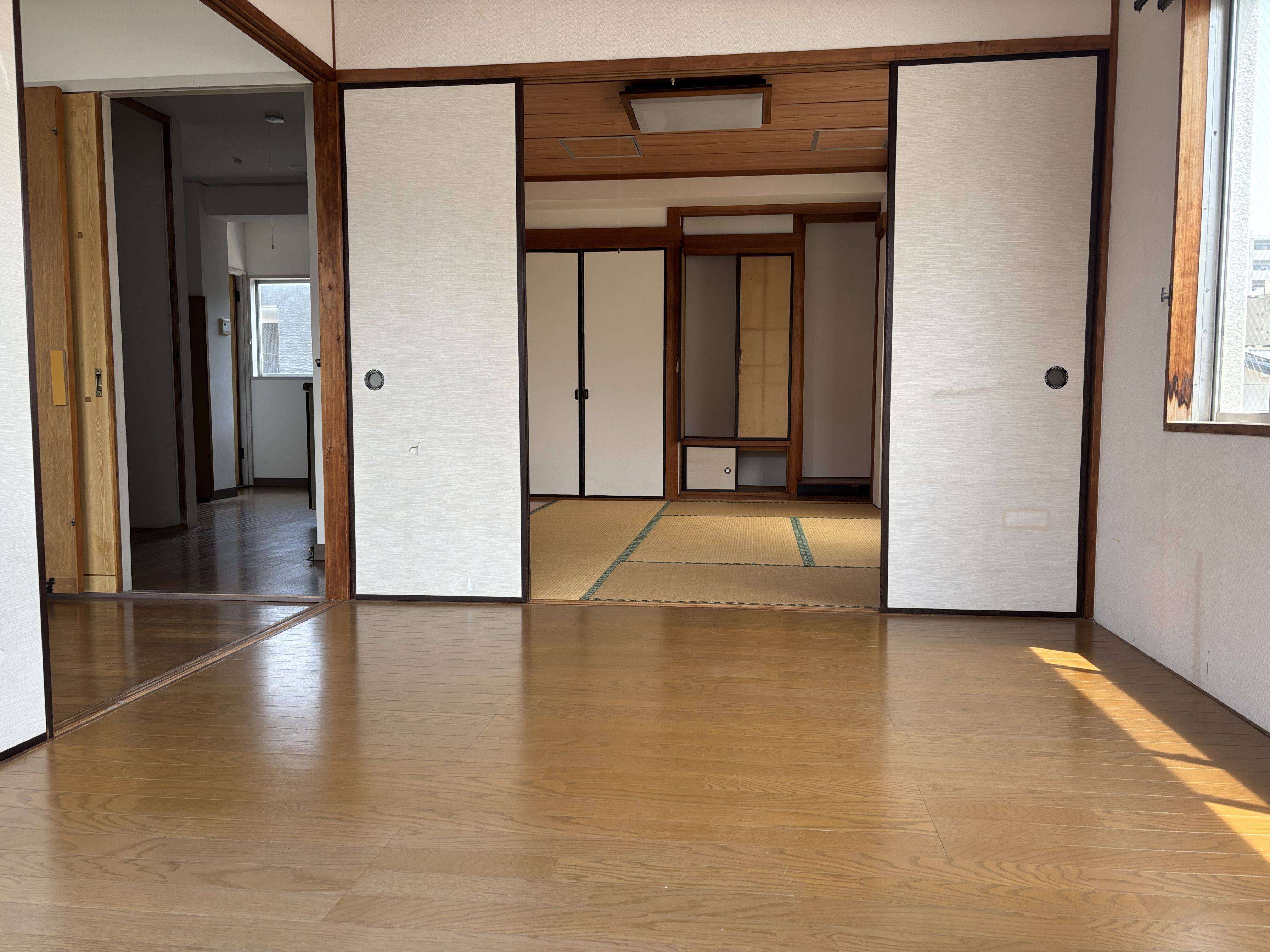 花畑二丁目戸建 内観写真（リビング以外の居室）