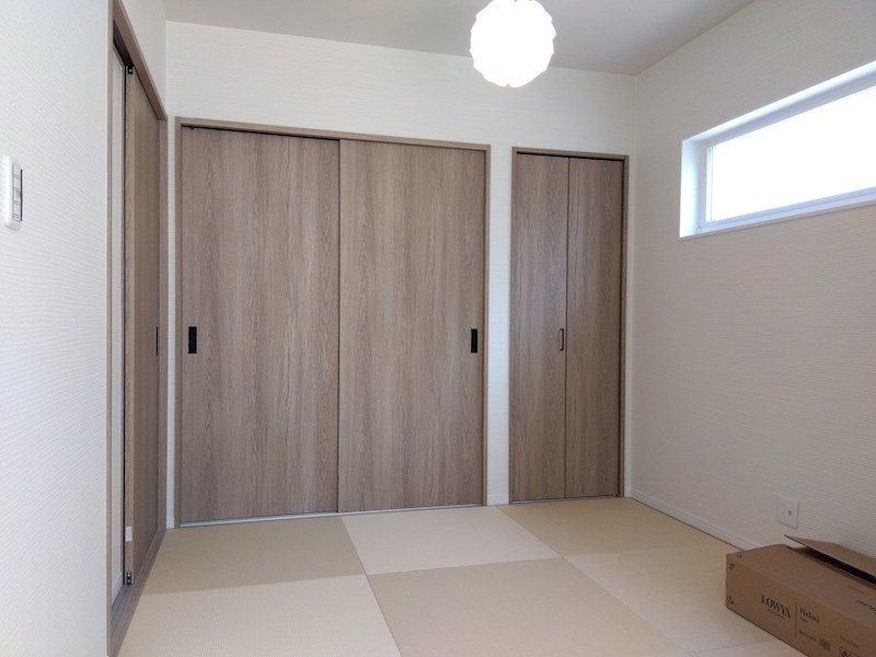朽網西五丁目新築戸建1号棟 内観写真（リビング以外の居室）